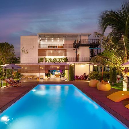 The Modeva Hotel Kanchanaburi City Exterior photo