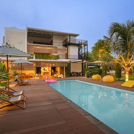 The Modeva Hotel Kanchanaburi City Exterior photo