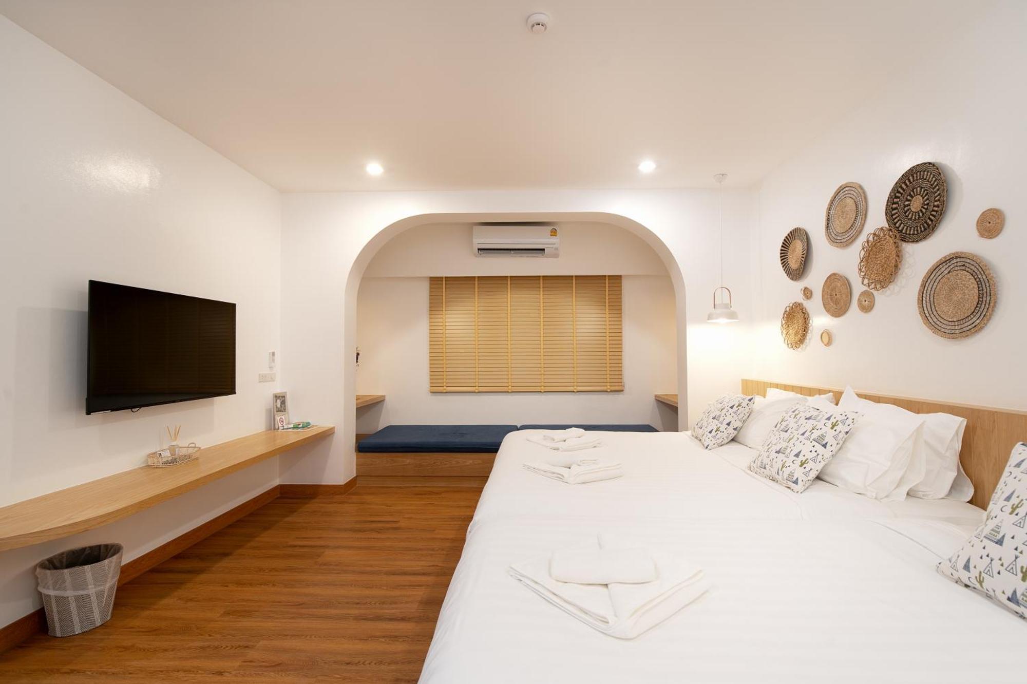 The Modeva Hotel Kanchanaburi City Exterior photo